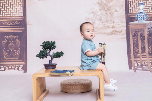 沧县可爱的企鹅宝宝